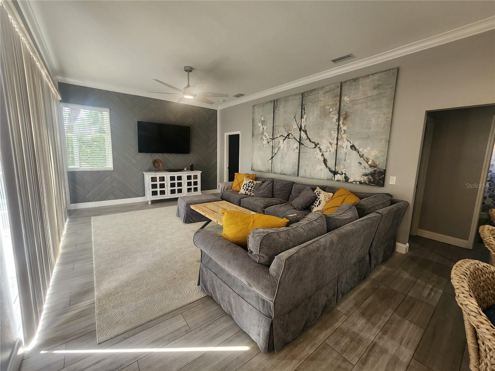 5274 Far Oak Cir Property Photo 6