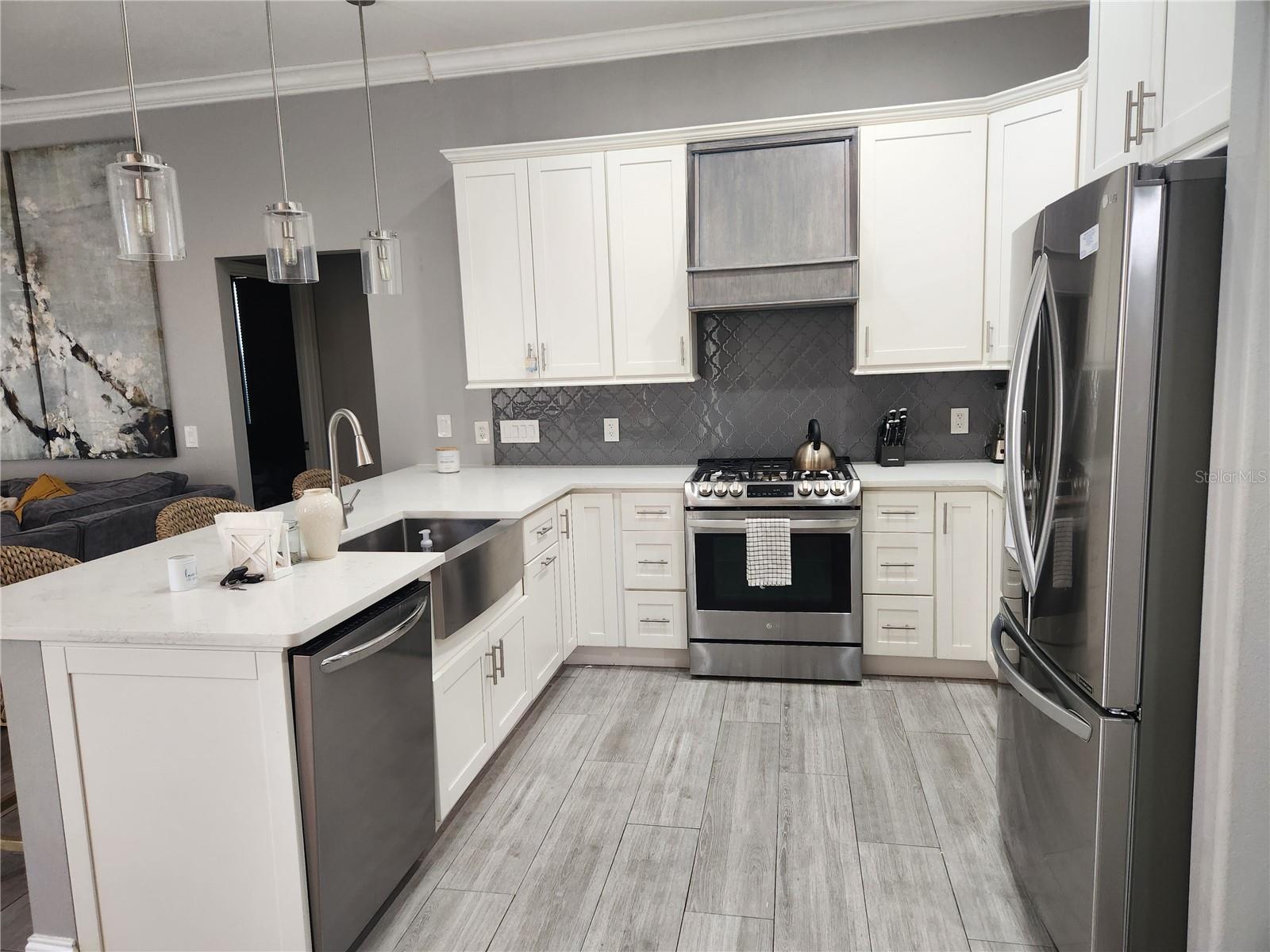 5274 Far Oak Cir Property Photo 9