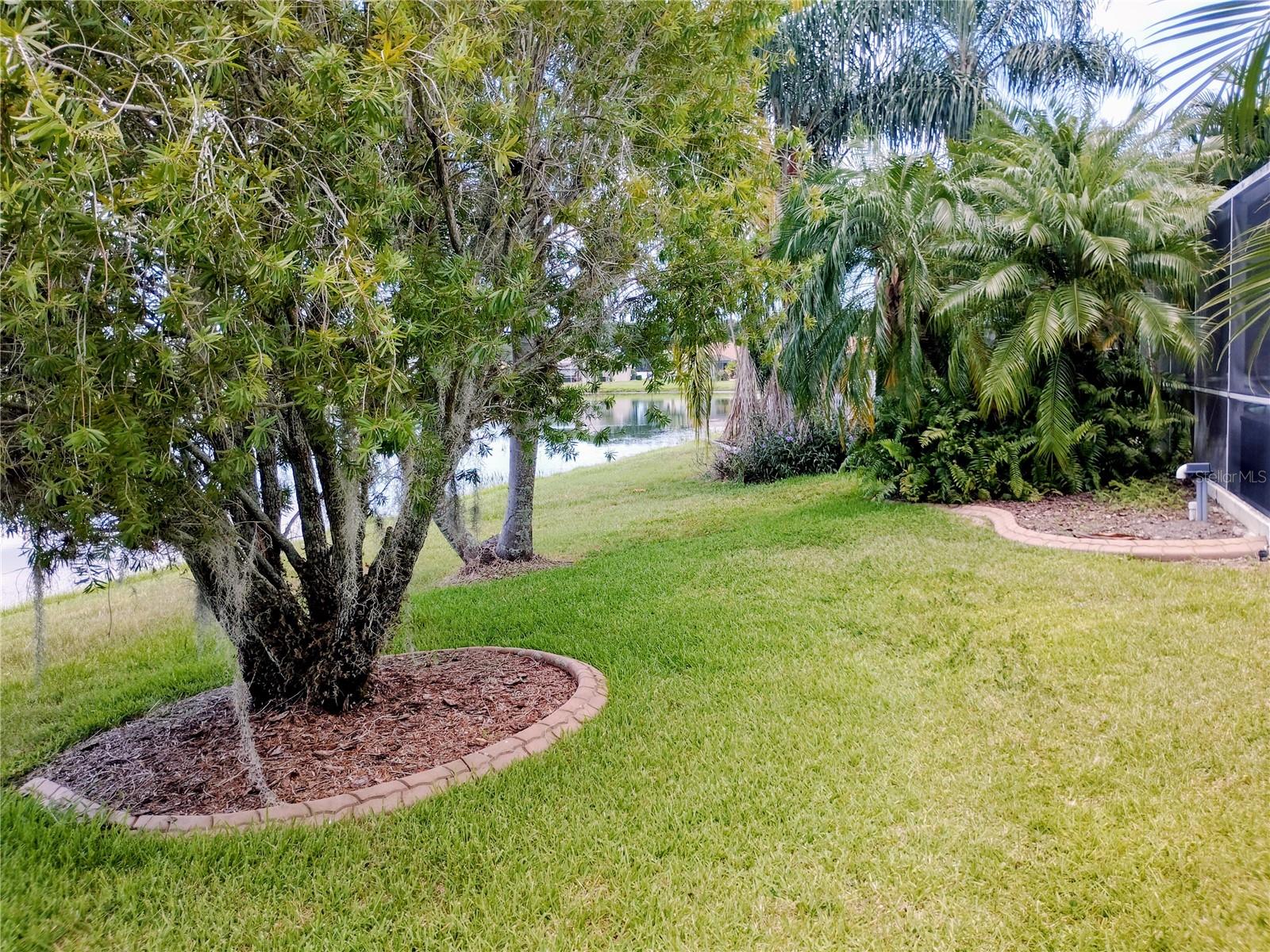 11939 56th St E Property Photo 18