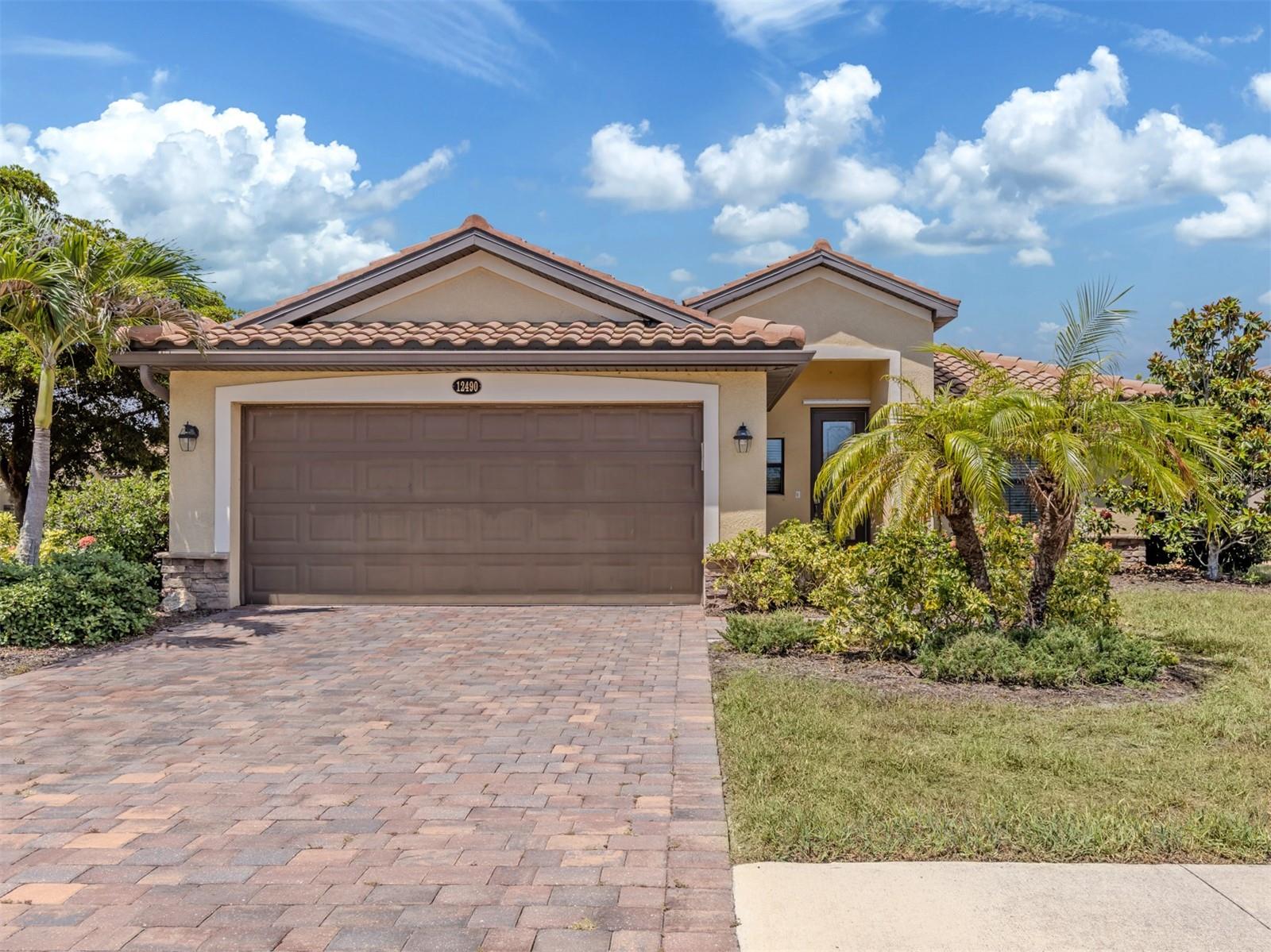 12490 CINQUETERRE DR Property Photo 1