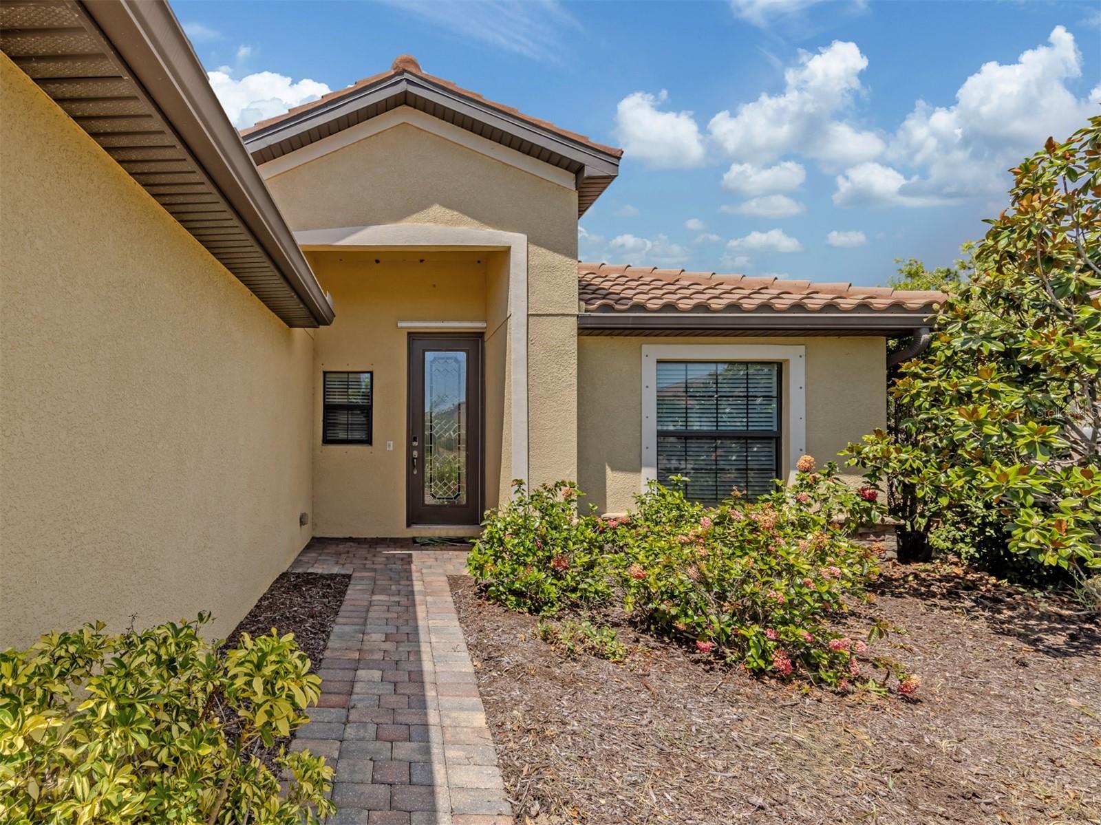 12490 Cinqueterre Dr Property Photo 4