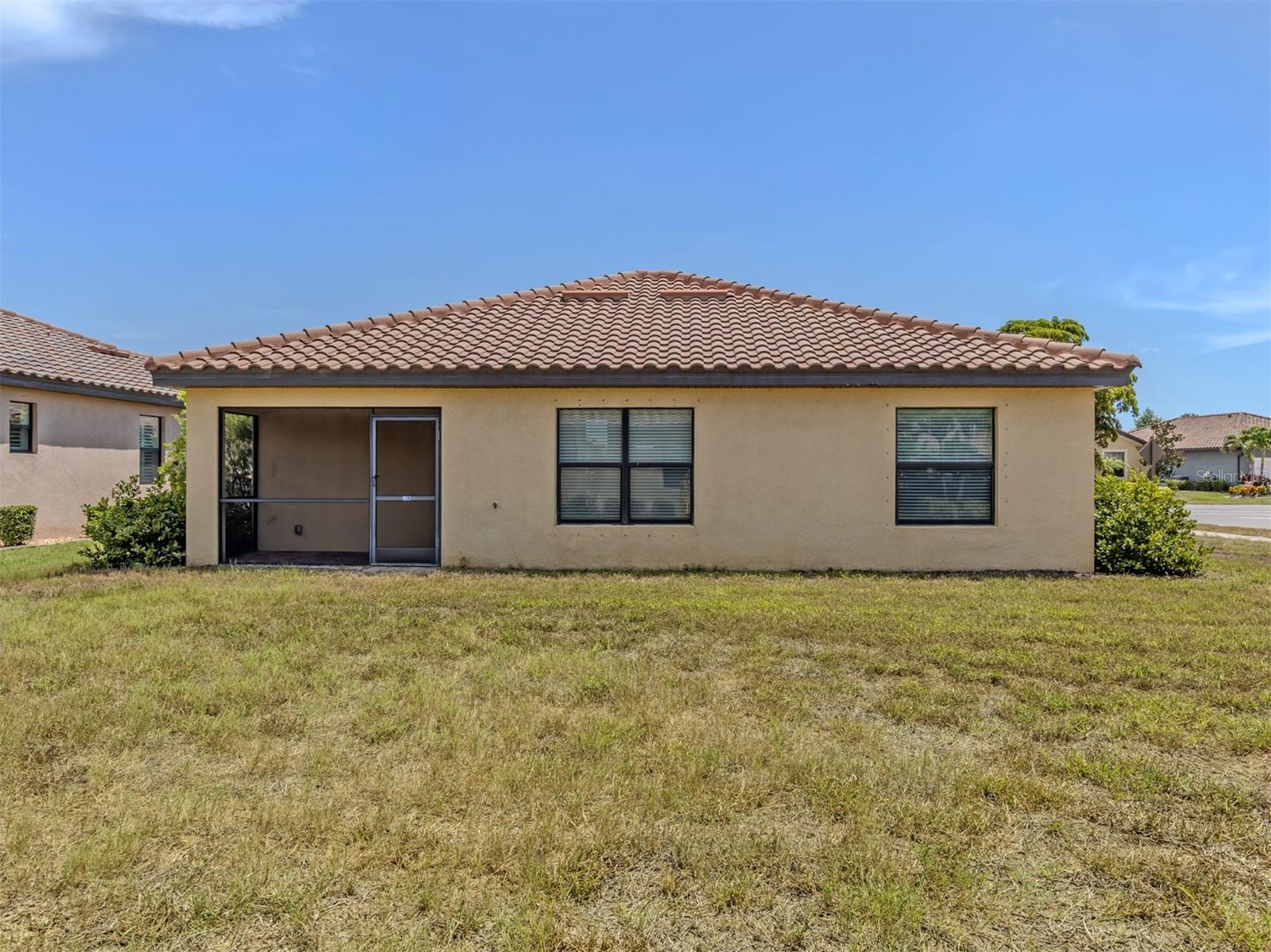12490 Cinqueterre Dr Property Photo 5