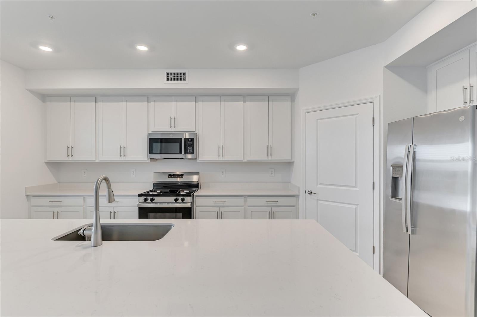 19227 Cherrystone Way ##104 Property Photo 18