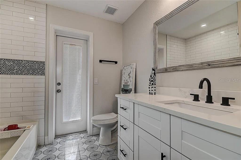 4723 Thomas Hoby Pl Property Photo 17