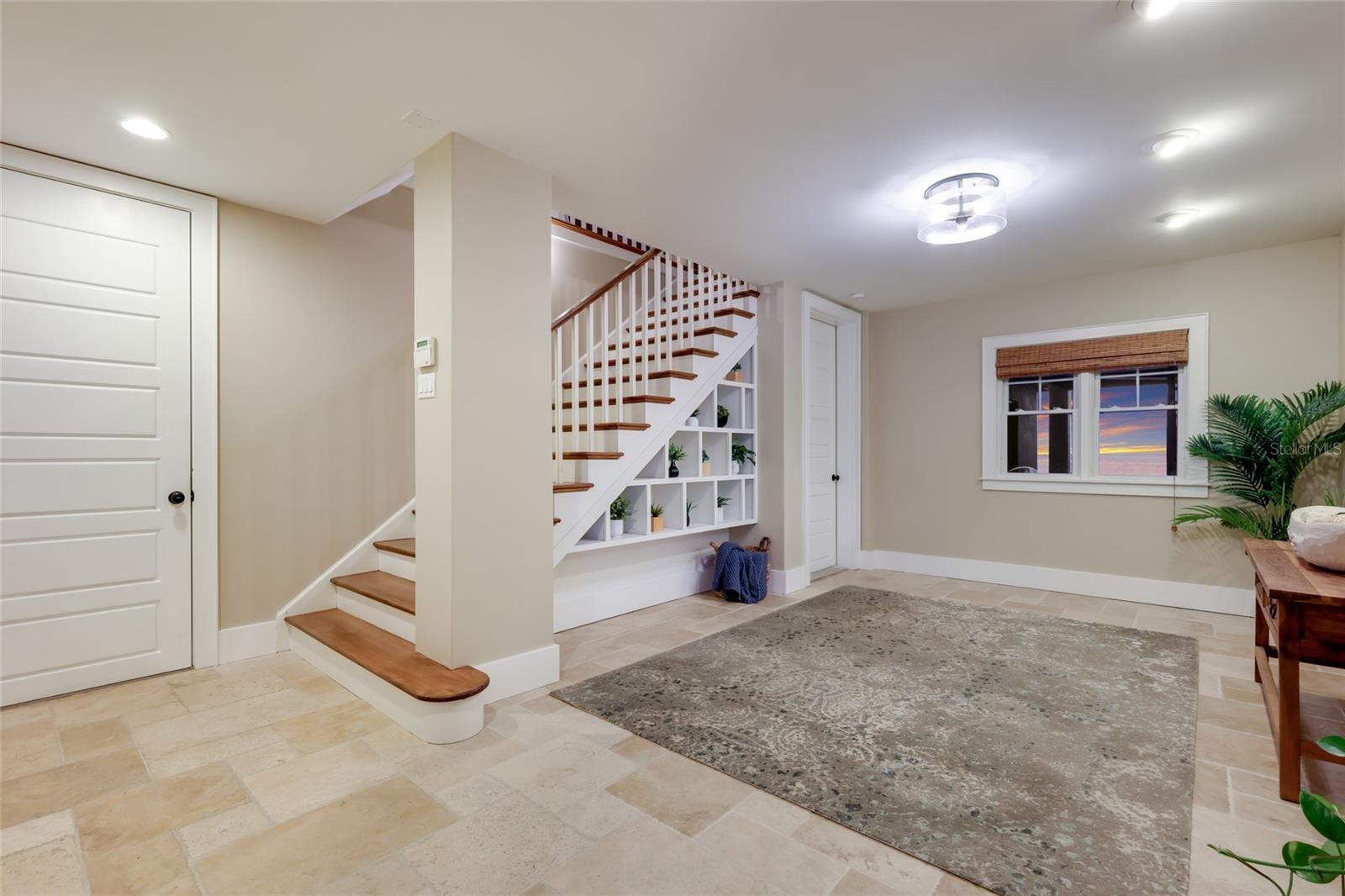 526 56th St Property Photo 12