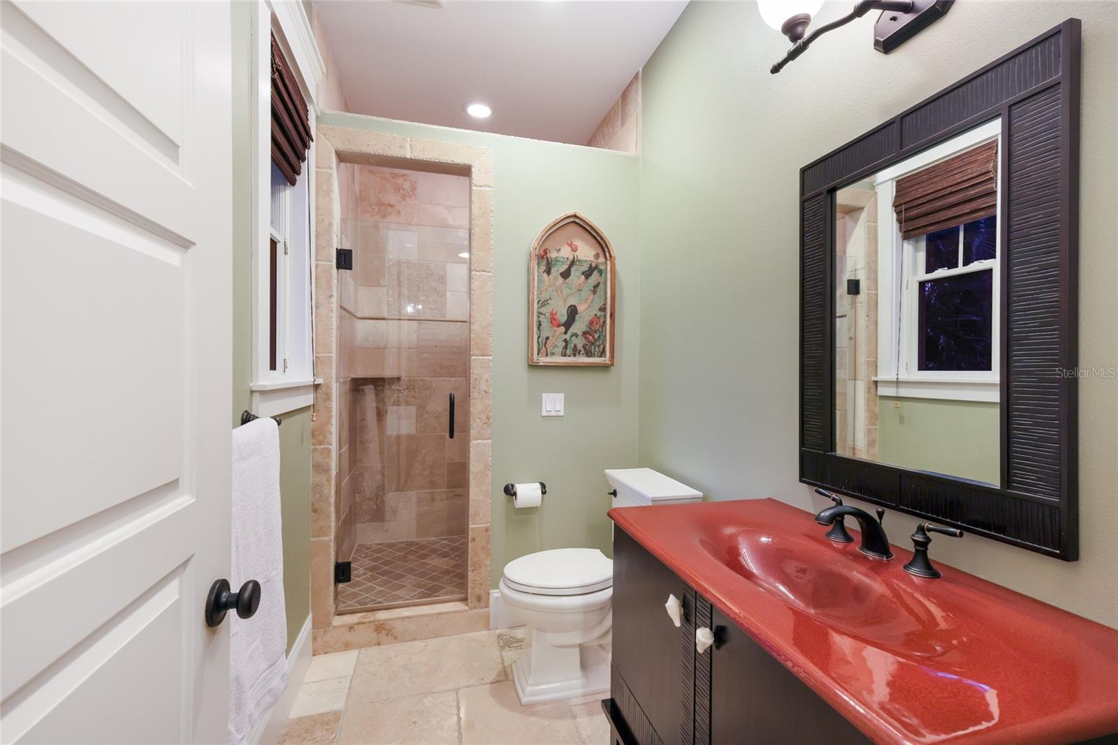 526 56th St Property Photo 38