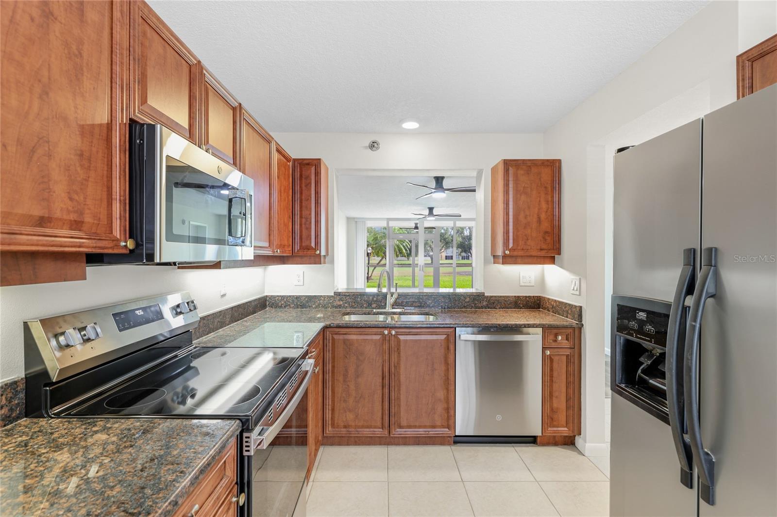 4550 Pinebrook Cir #106 Property Photo 8