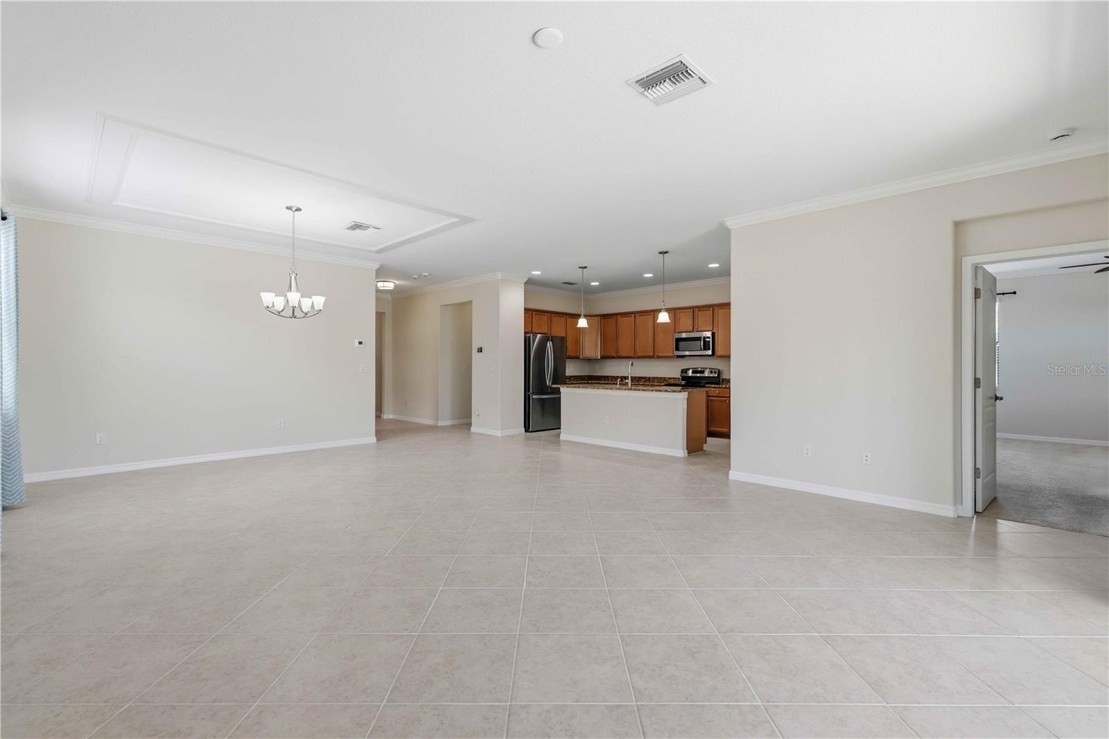 6907 Quiet Creek Dr Property Photo 11