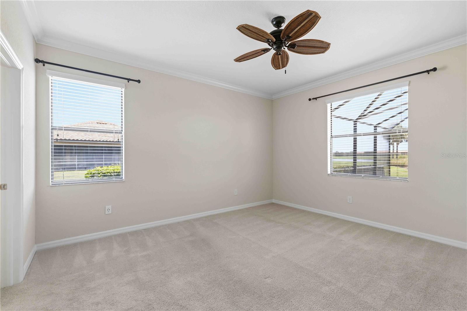6907 Quiet Creek Dr Property Photo 17