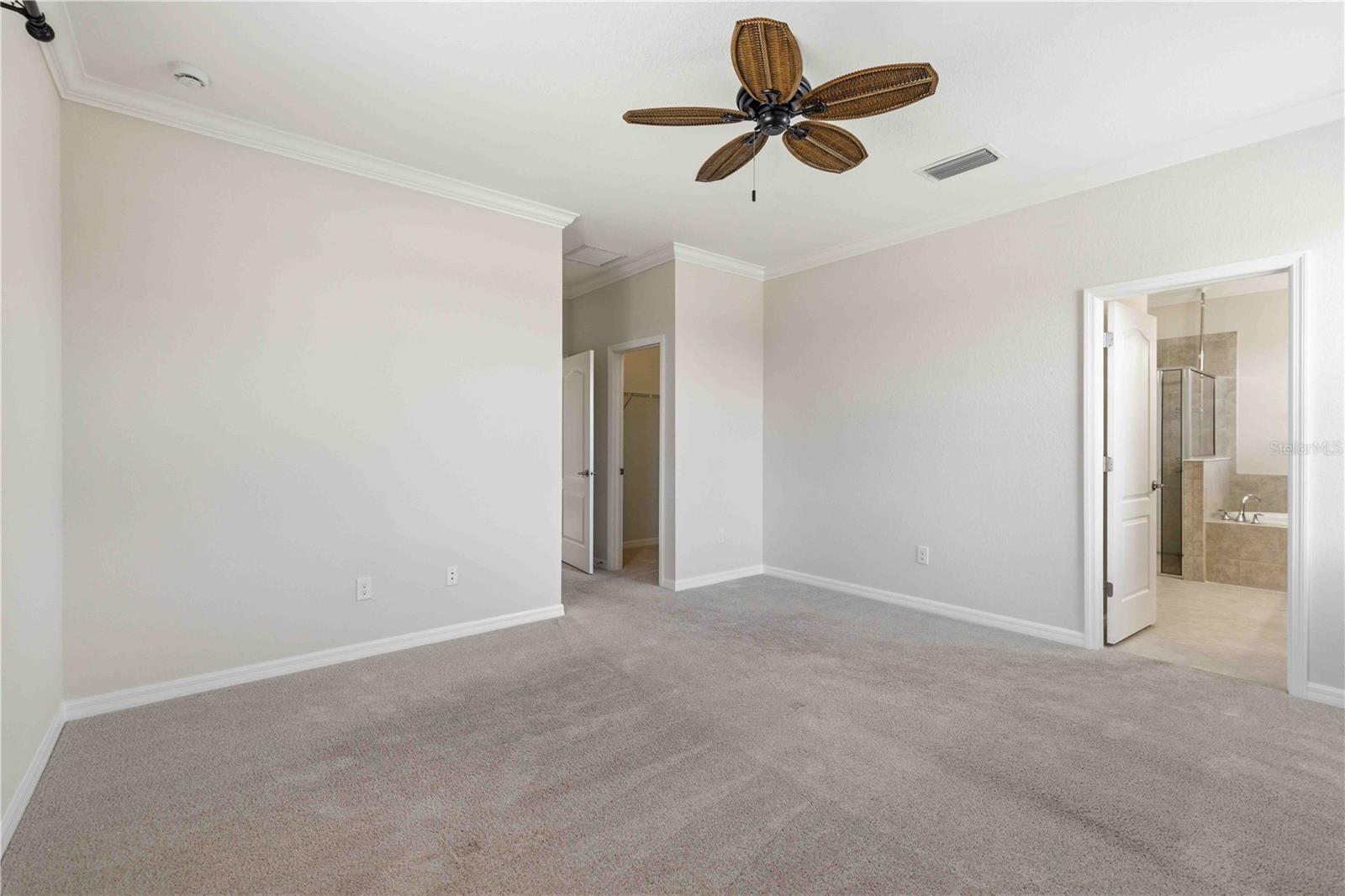 6907 Quiet Creek Dr Property Photo 18