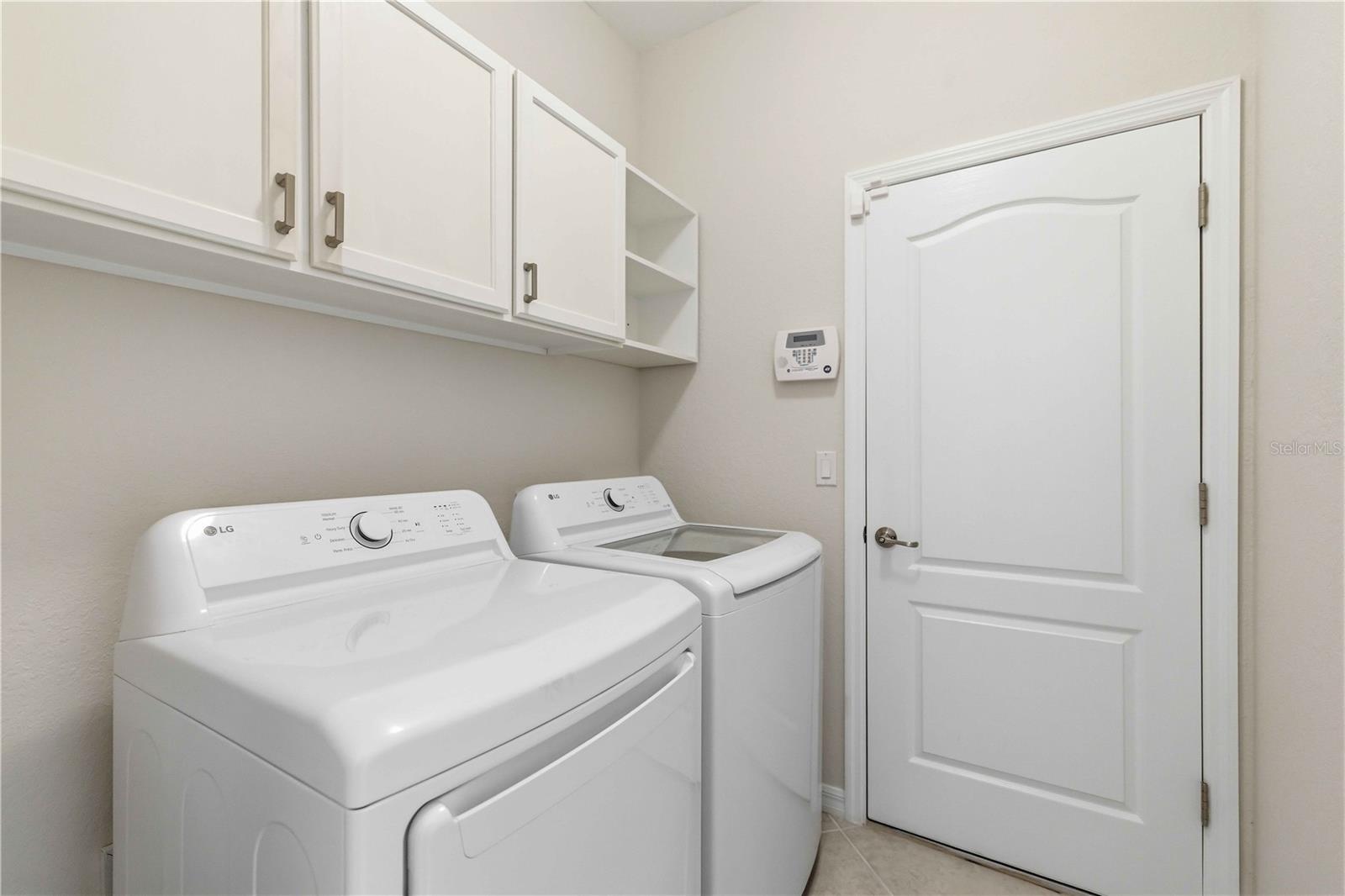 6907 Quiet Creek Dr Property Photo 34