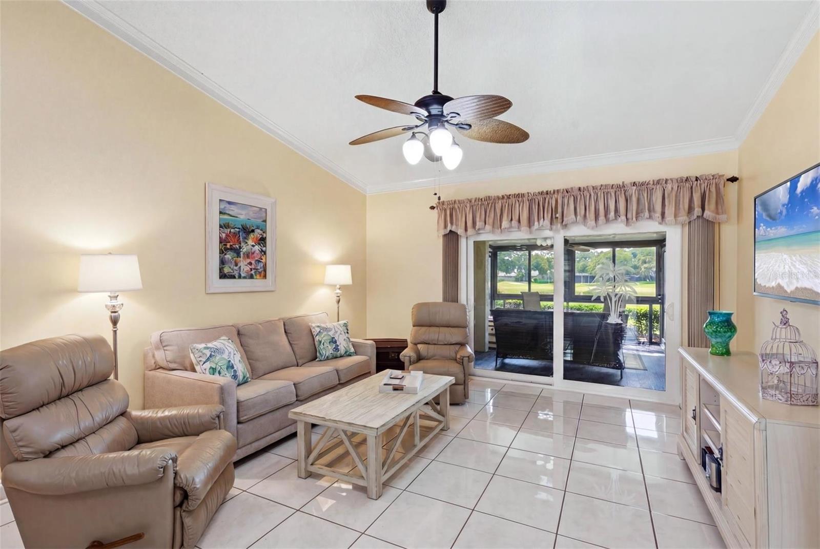 3663 Longmeadow #23 Property Photo 6