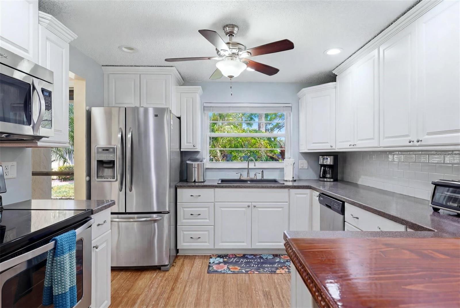 3663 Longmeadow #23 Property Photo 8