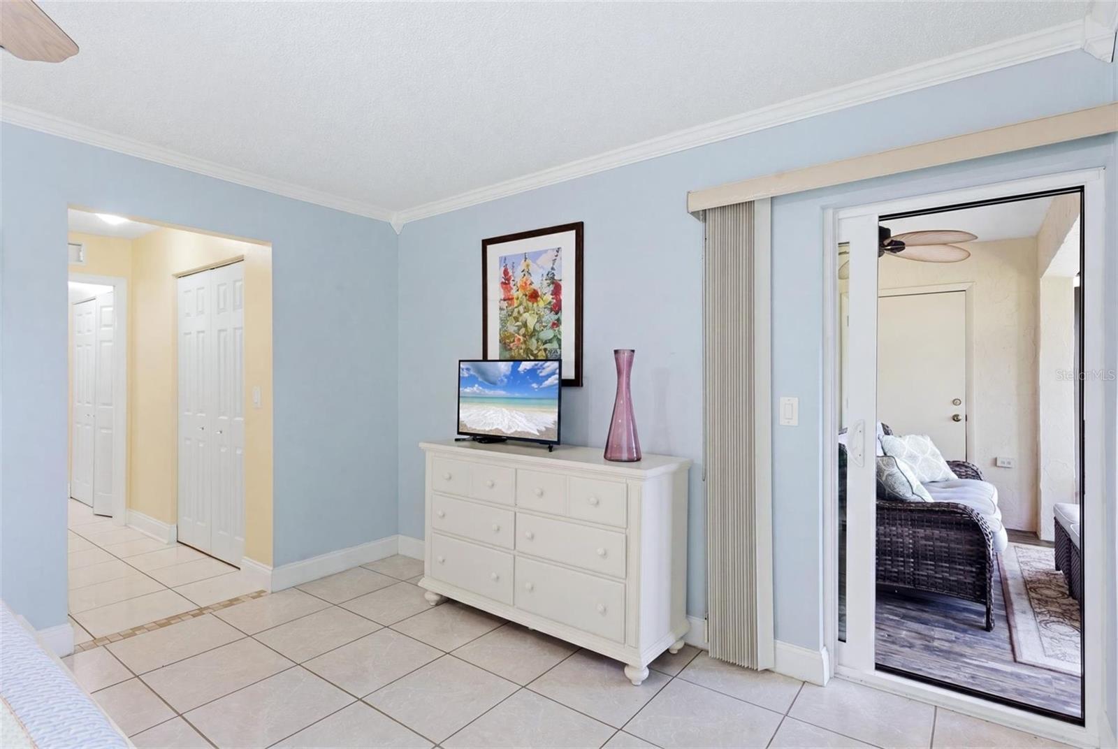 3663 Longmeadow #23 Property Photo 14