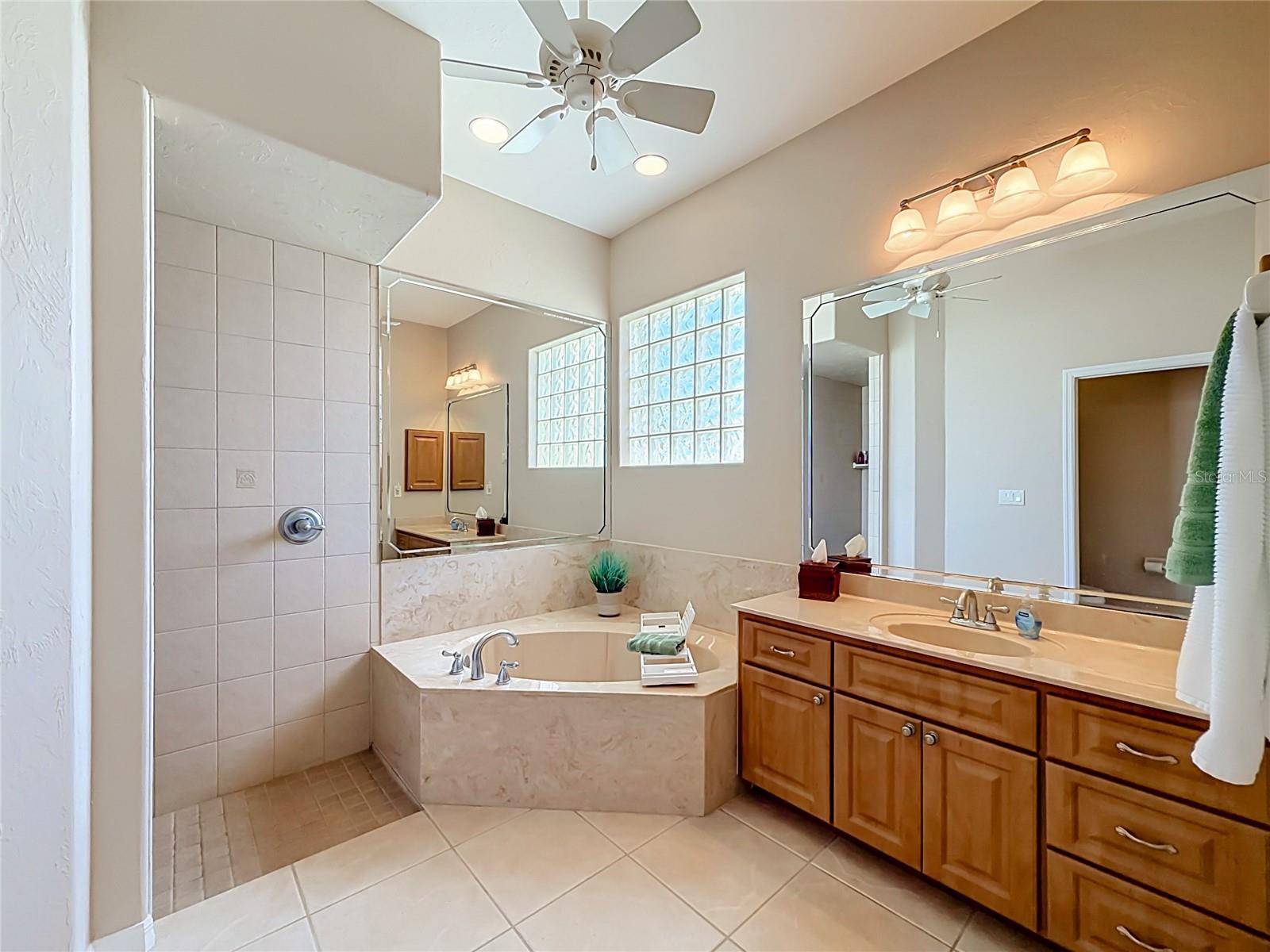 27423 Natal Dr Property Photo 33