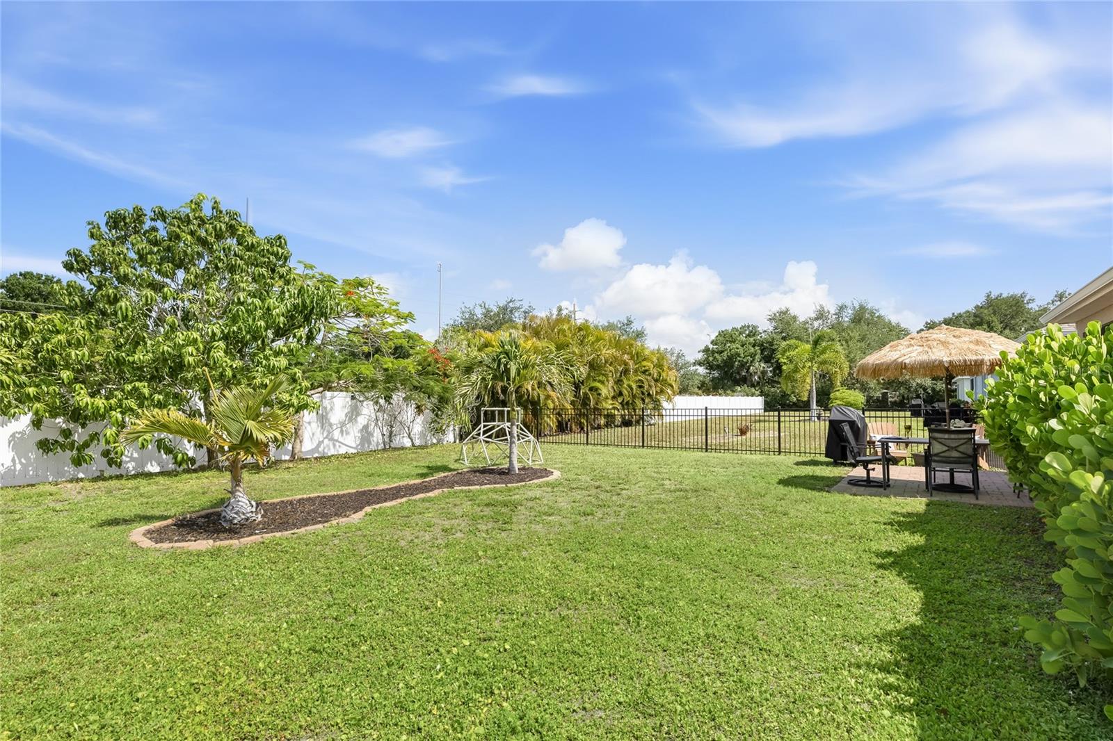 24413 Bandoni Pl Property Photo 33