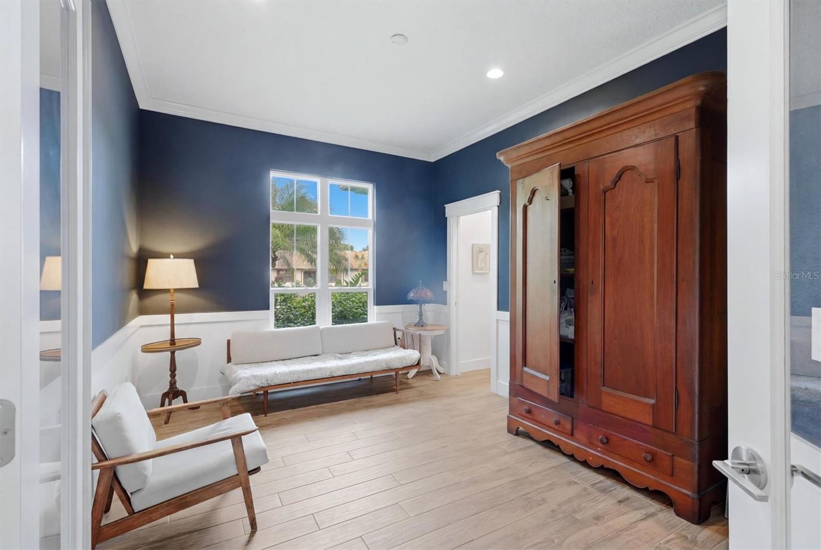 4575 Satinleaf Ln Property Photo 10