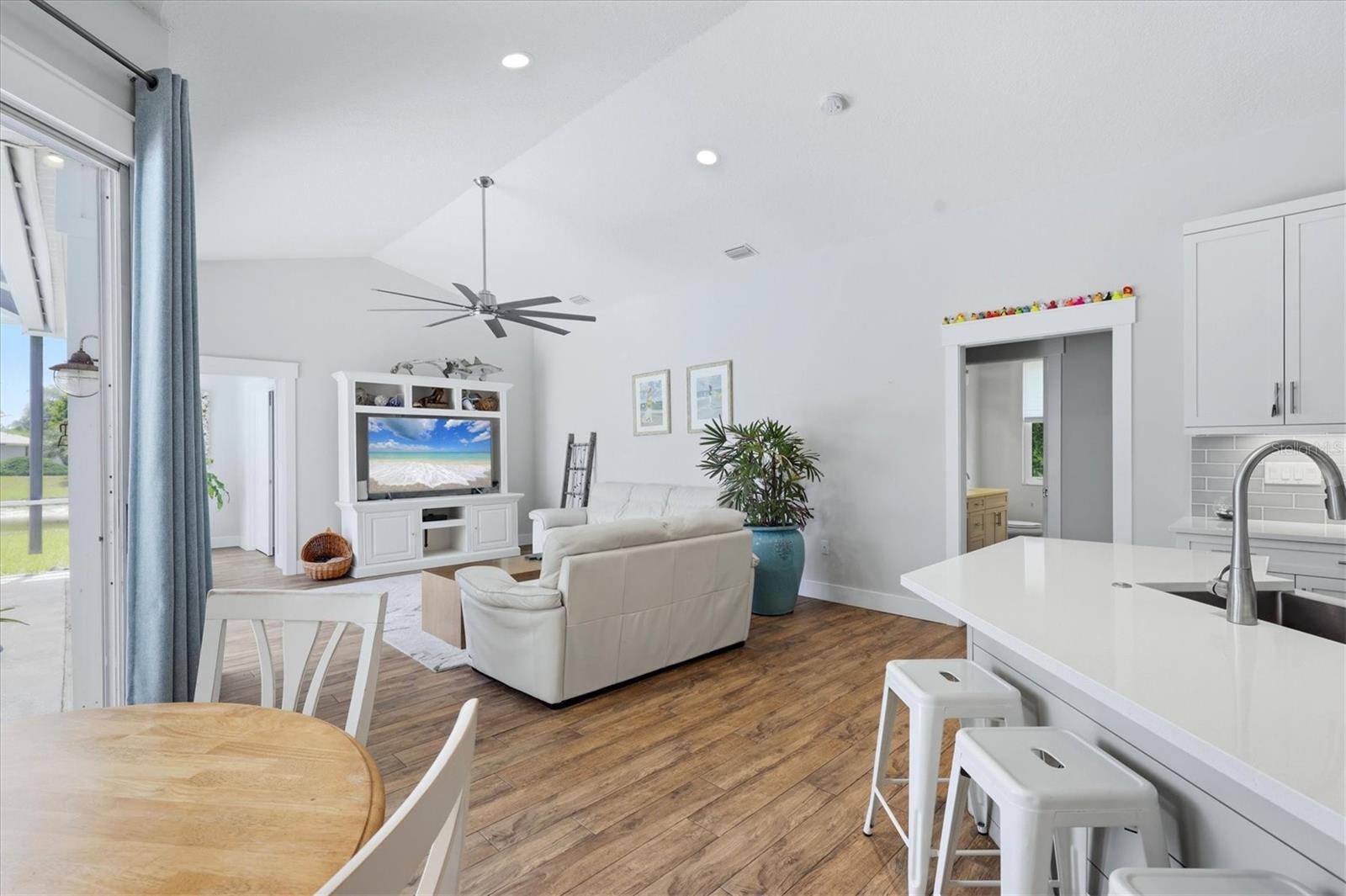 4575 Satinleaf Ln Property Photo 14