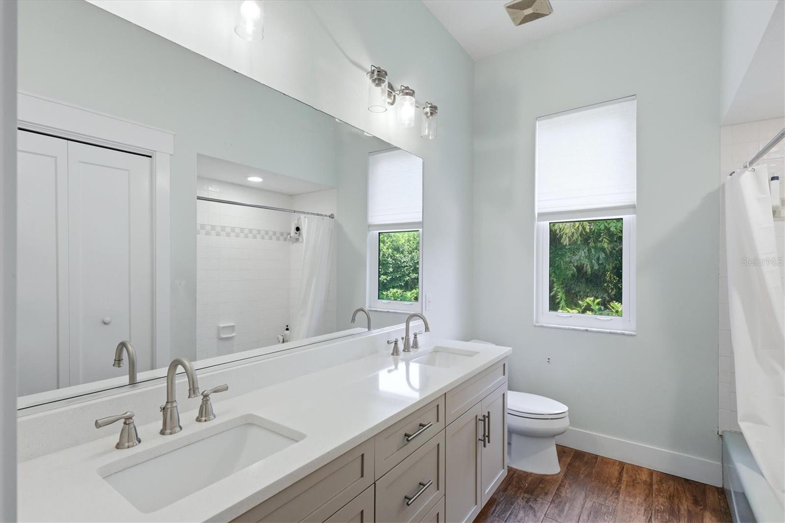 4575 Satinleaf Ln Property Photo 32