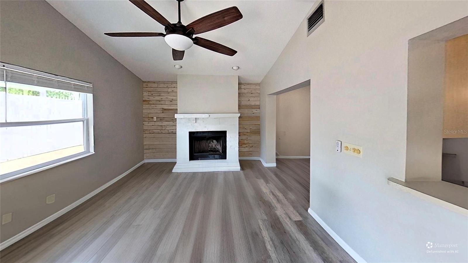 5864 Marigold Rd Property Photo 4