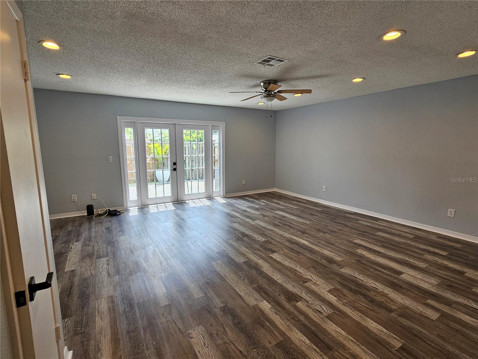 13817 Stone Mill Way Property Photo 7