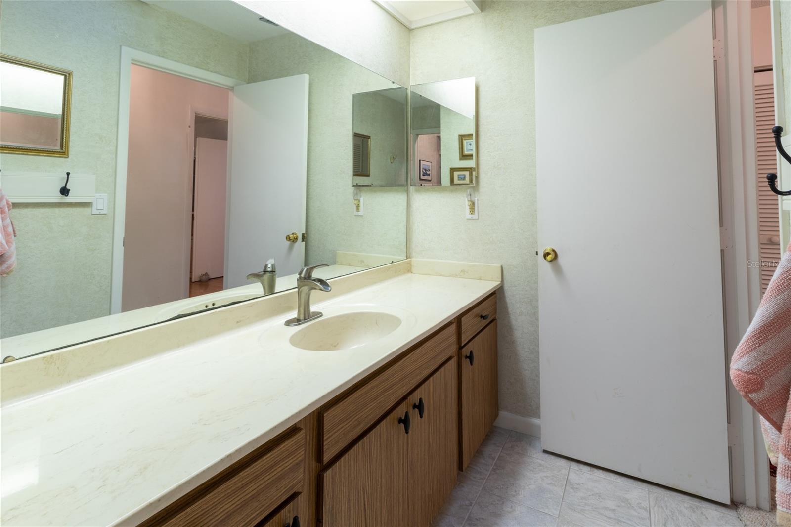 4660 La Jolla Dr Property Photo 21