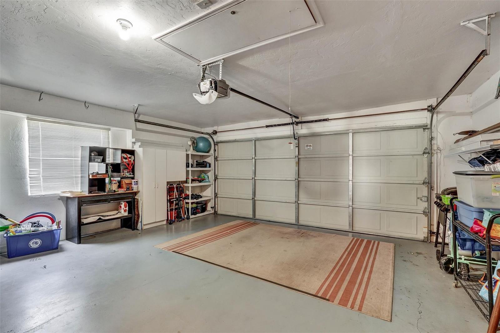 6929 Stoneywalk Ct Property Photo 4