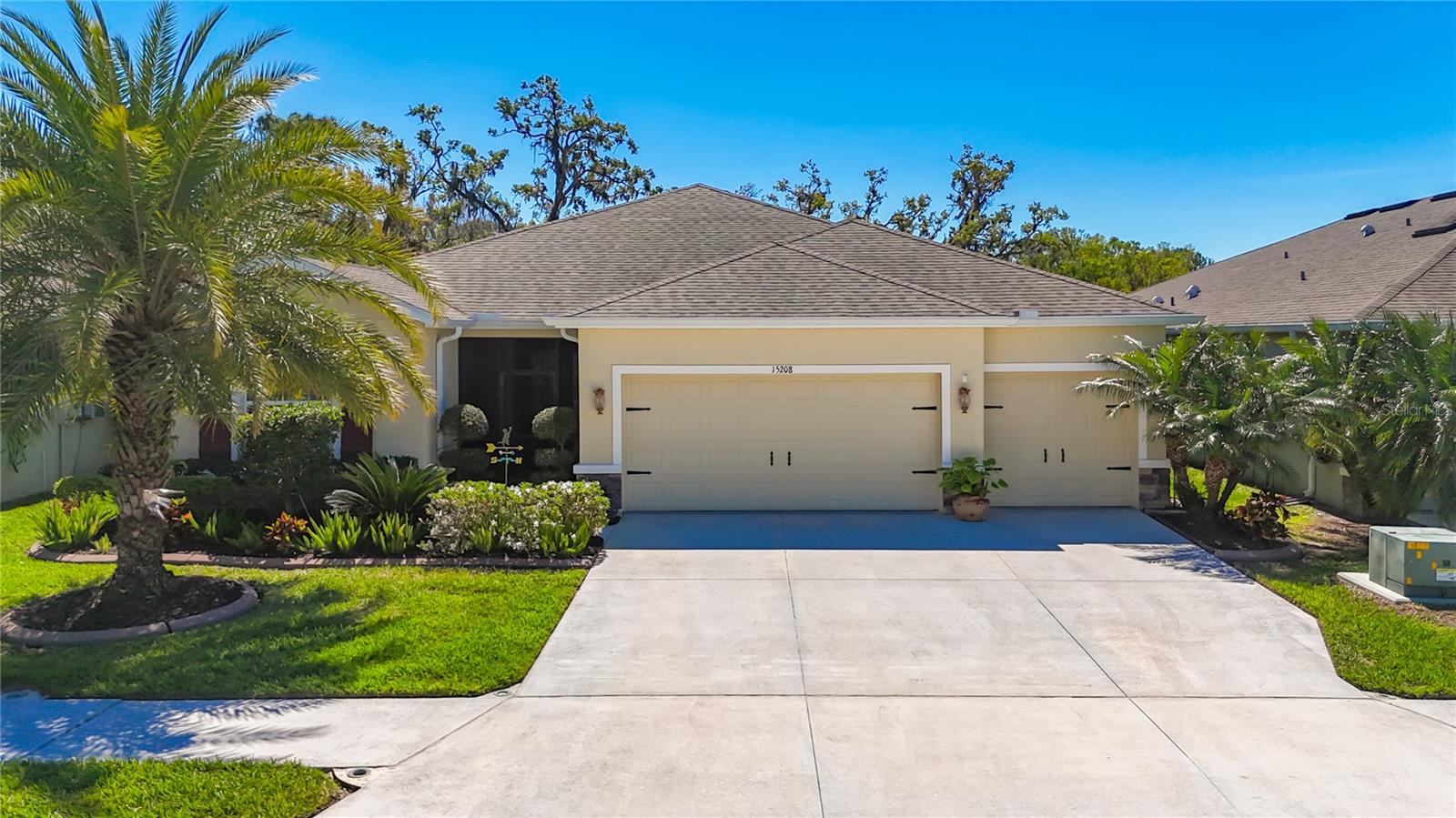15208 Las Olas Pl Property Photo 1