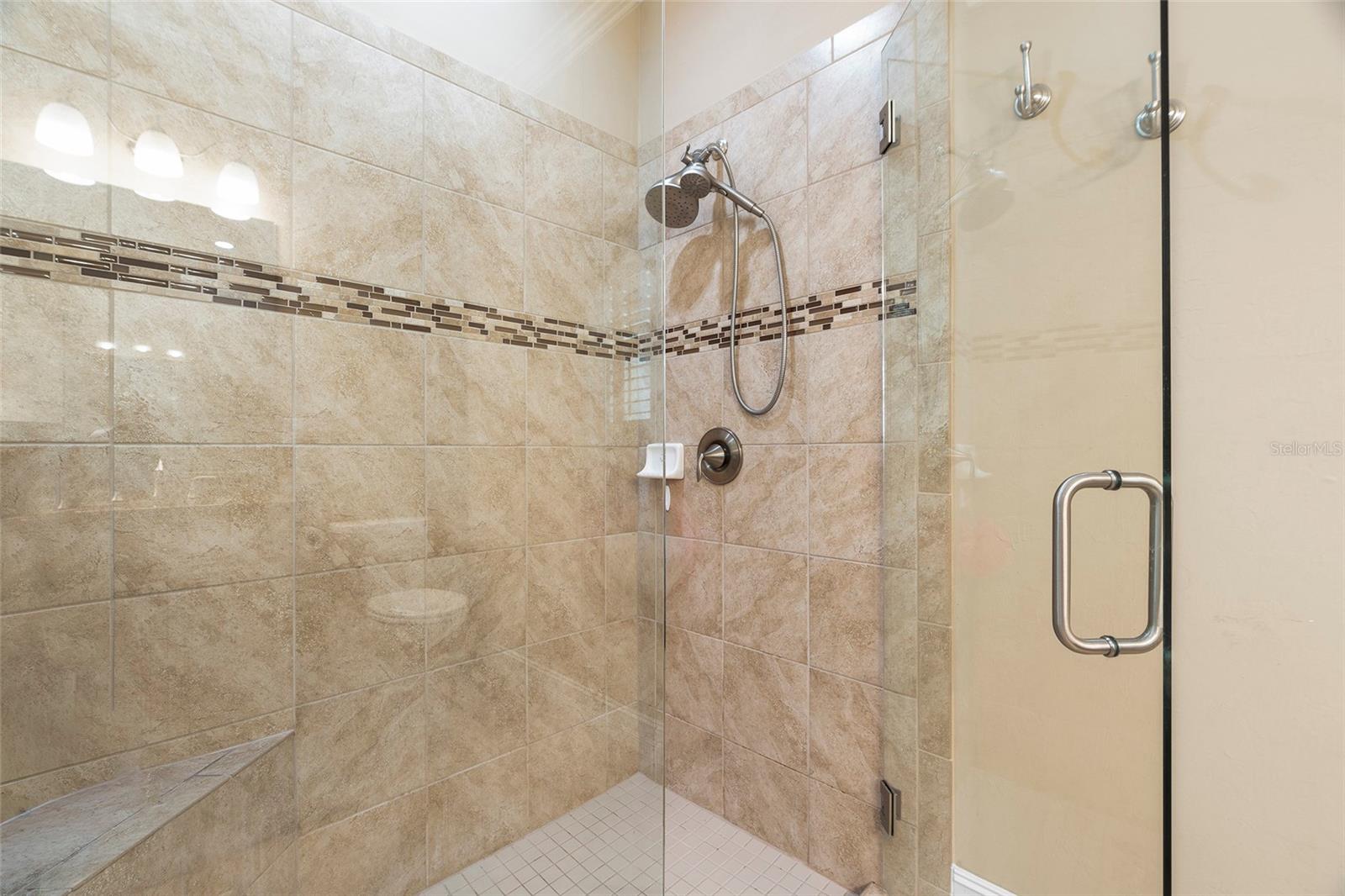 1015 Bluffwood Dr Property Photo 21