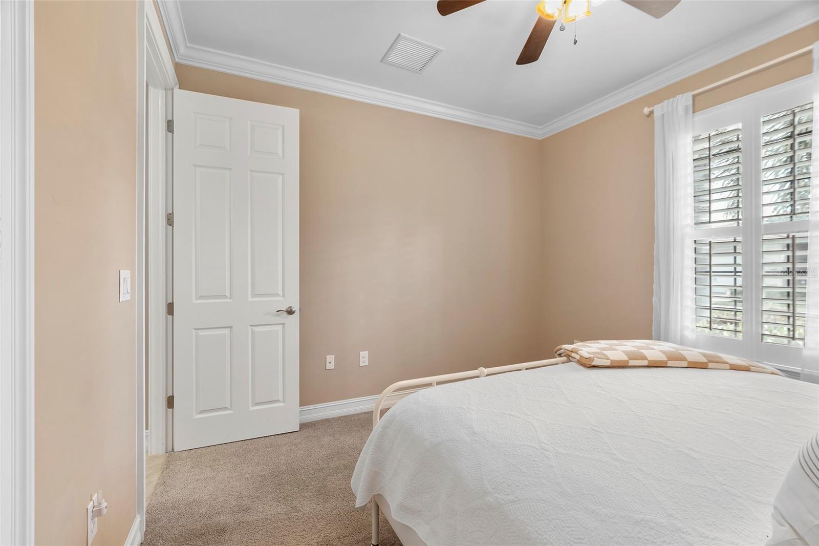 1015 Bluffwood Dr Property Photo 25