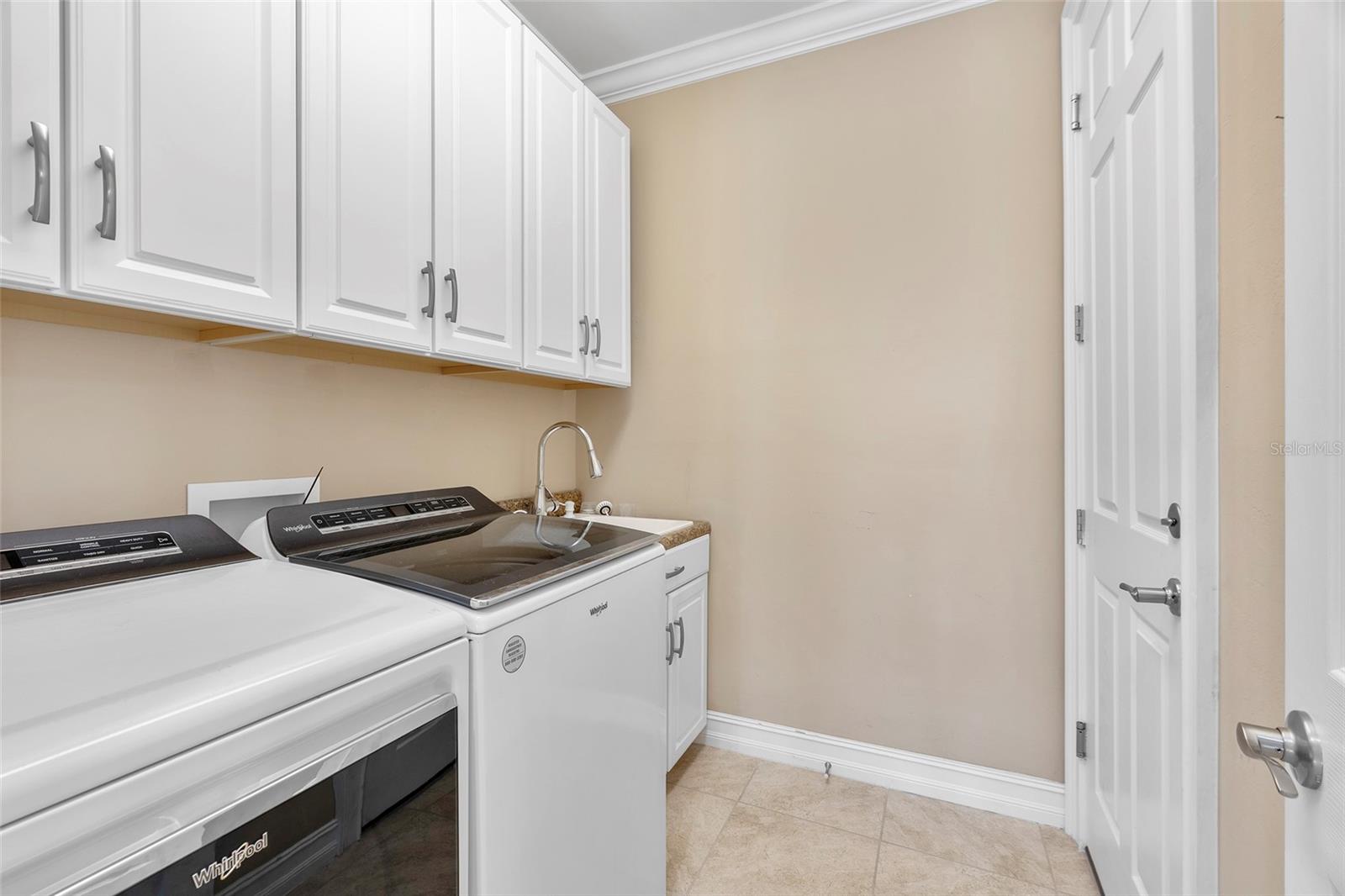 1015 Bluffwood Dr Property Photo 30