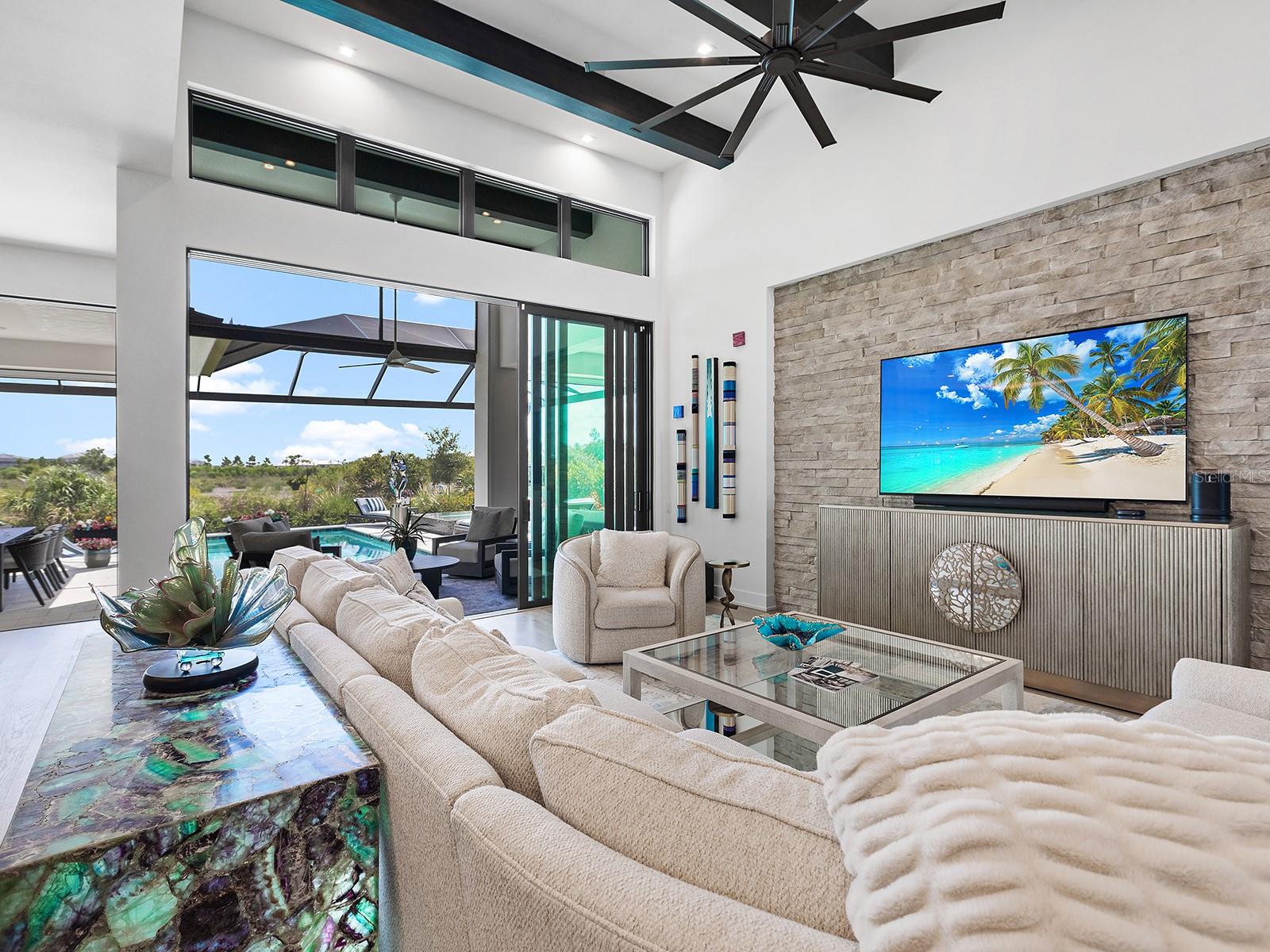 1095 Blue Shell Loop Property Photo 18