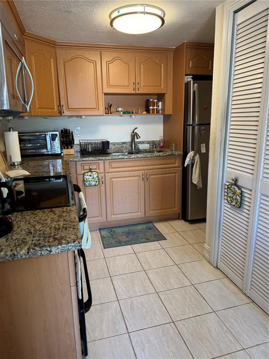 3453 Clark #252 Property Photo 3