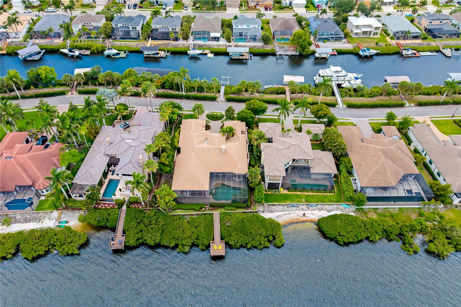 3803 Hawk Island Dr Property Photo 4