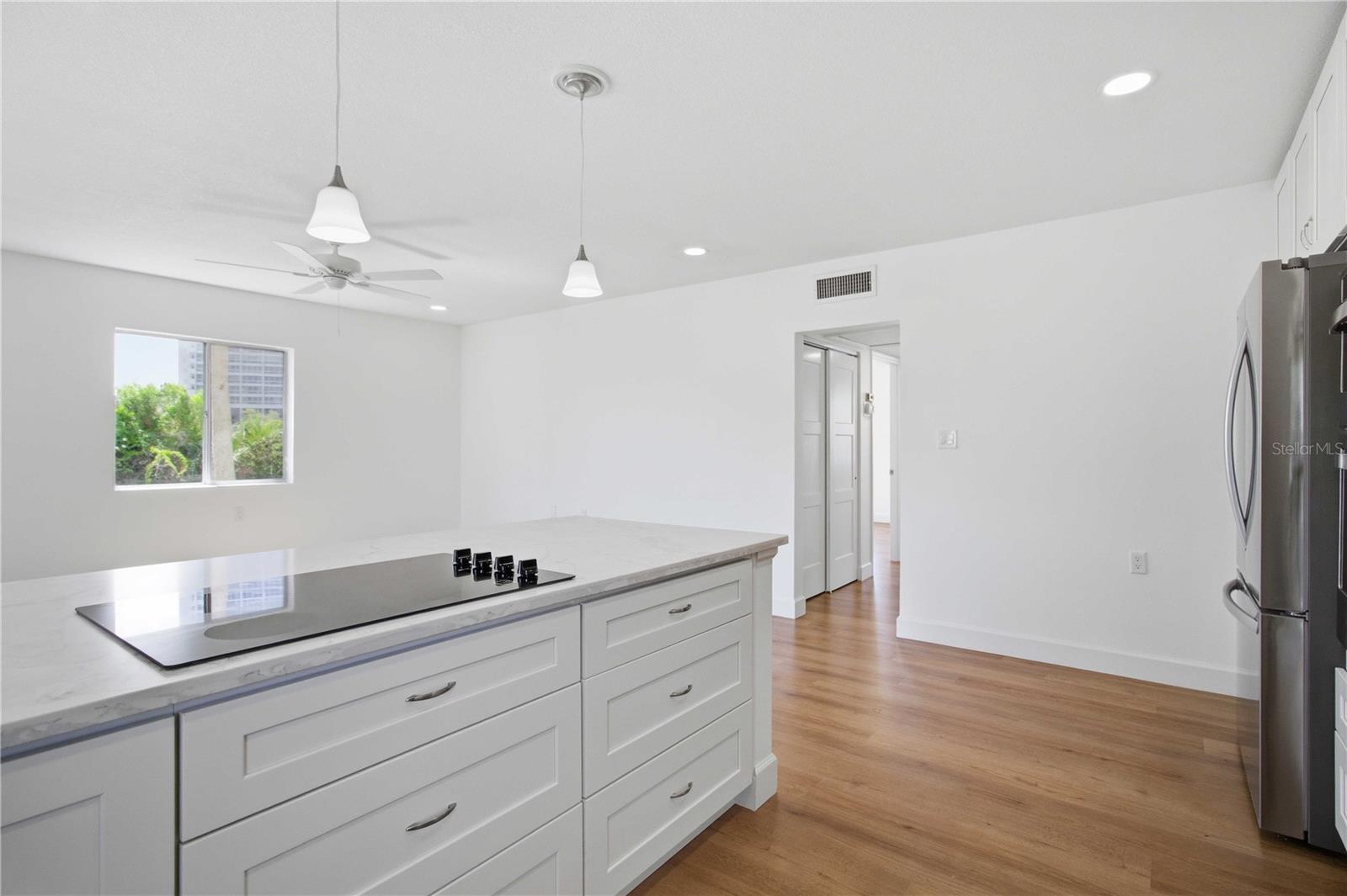 765 John Ringling Blvd #1clari Property Photo 3