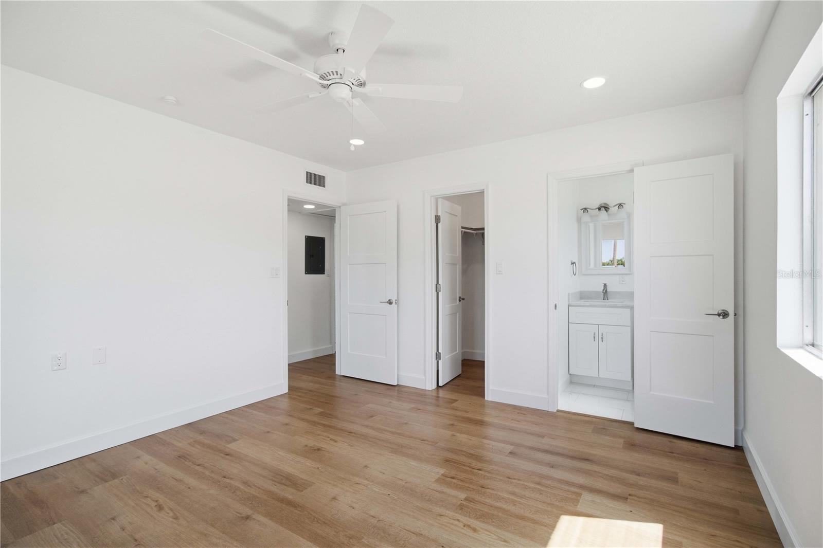765 John Ringling Blvd #1clari Property Photo 19