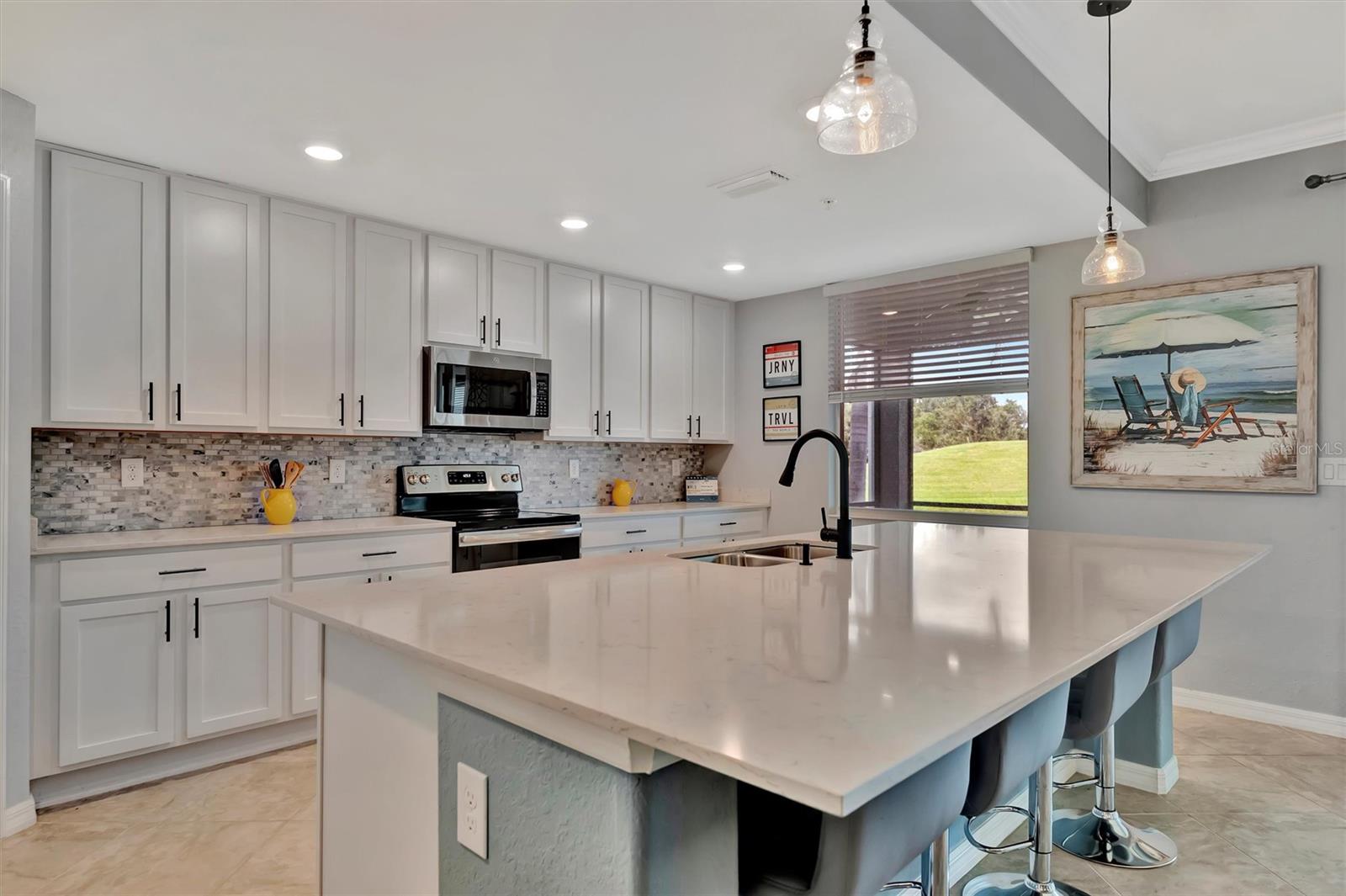 947 Tidewater Shores Loop Property Photo 16