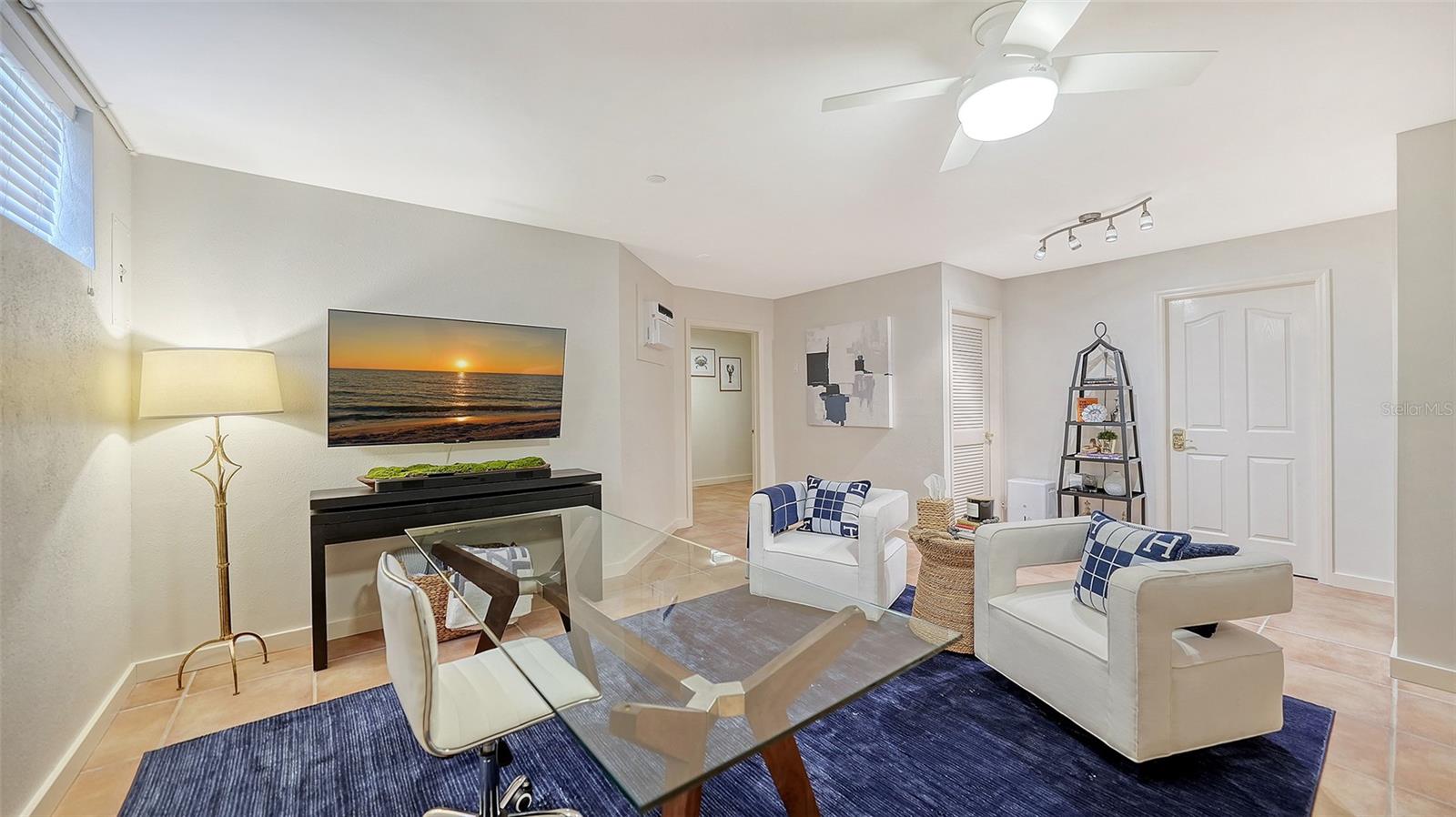 2000 Harbourside Dr #1501 Property Photo 24