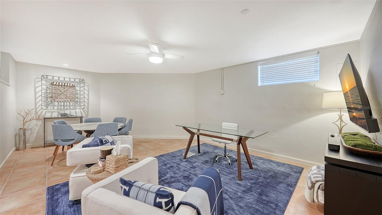 2000 Harbourside Dr #1501 Property Photo 27