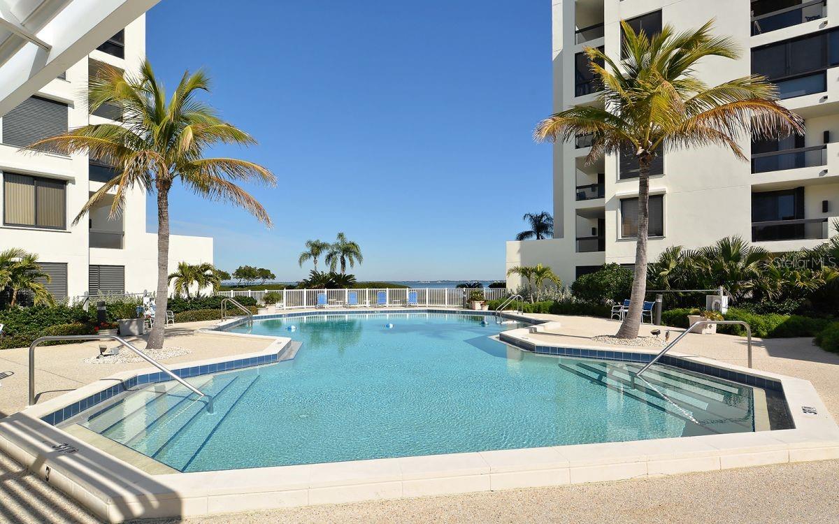 2000 Harbourside Dr #1501 Property Photo 28