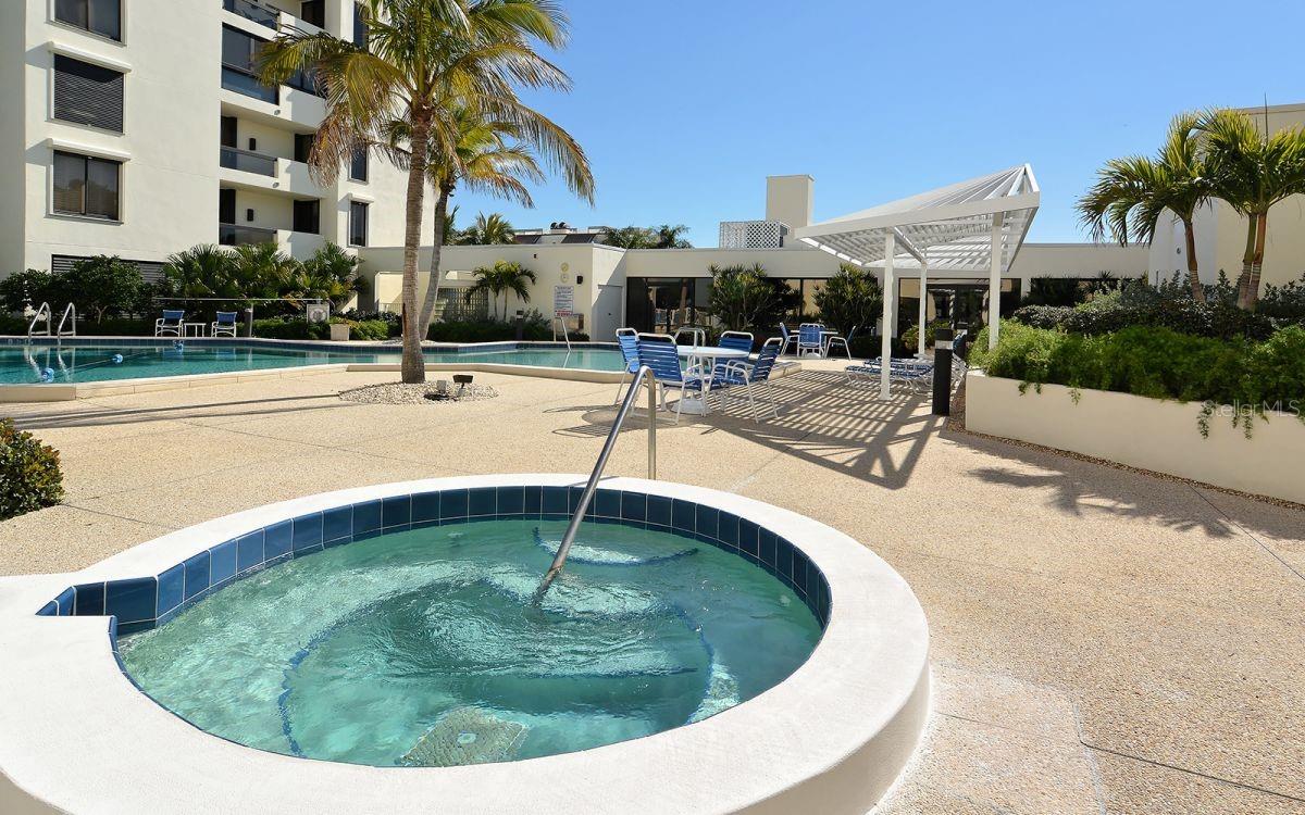 2000 Harbourside Dr #1501 Property Photo 29