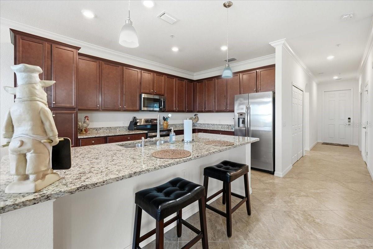 17006 Vardon Ter #402 Property Photo 4
