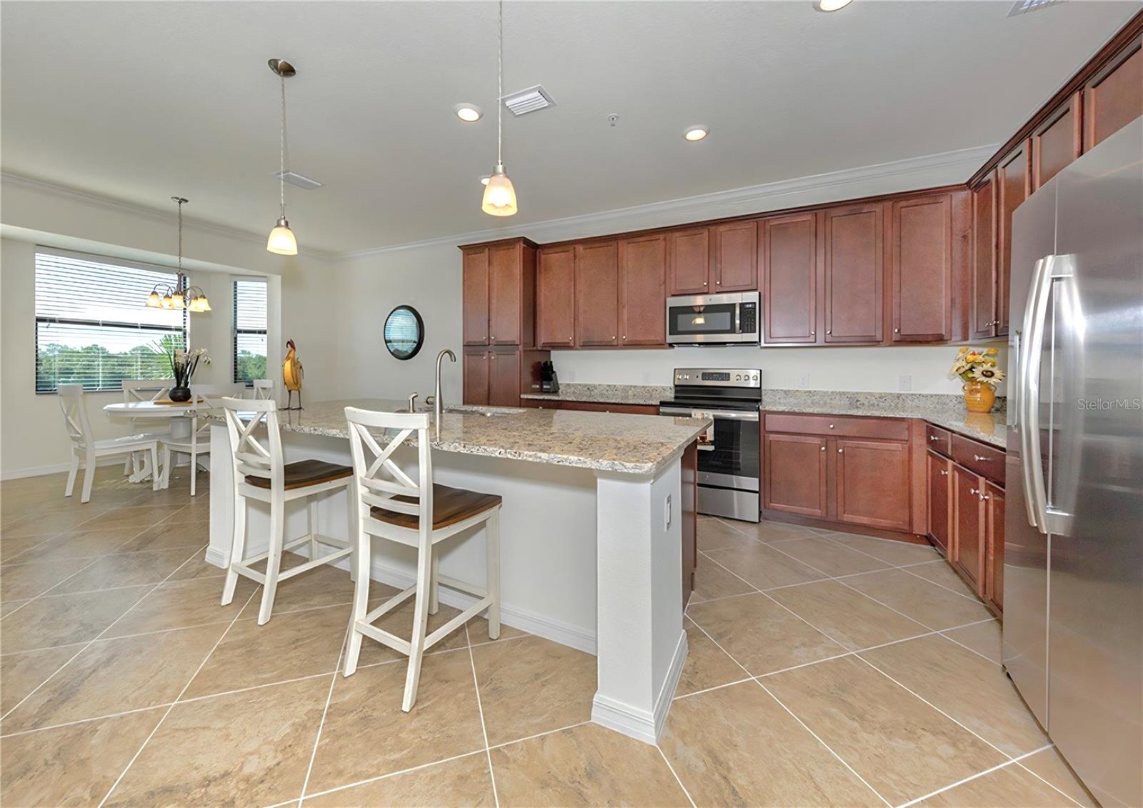 17006 Vardon Ter #402 Property Photo 5