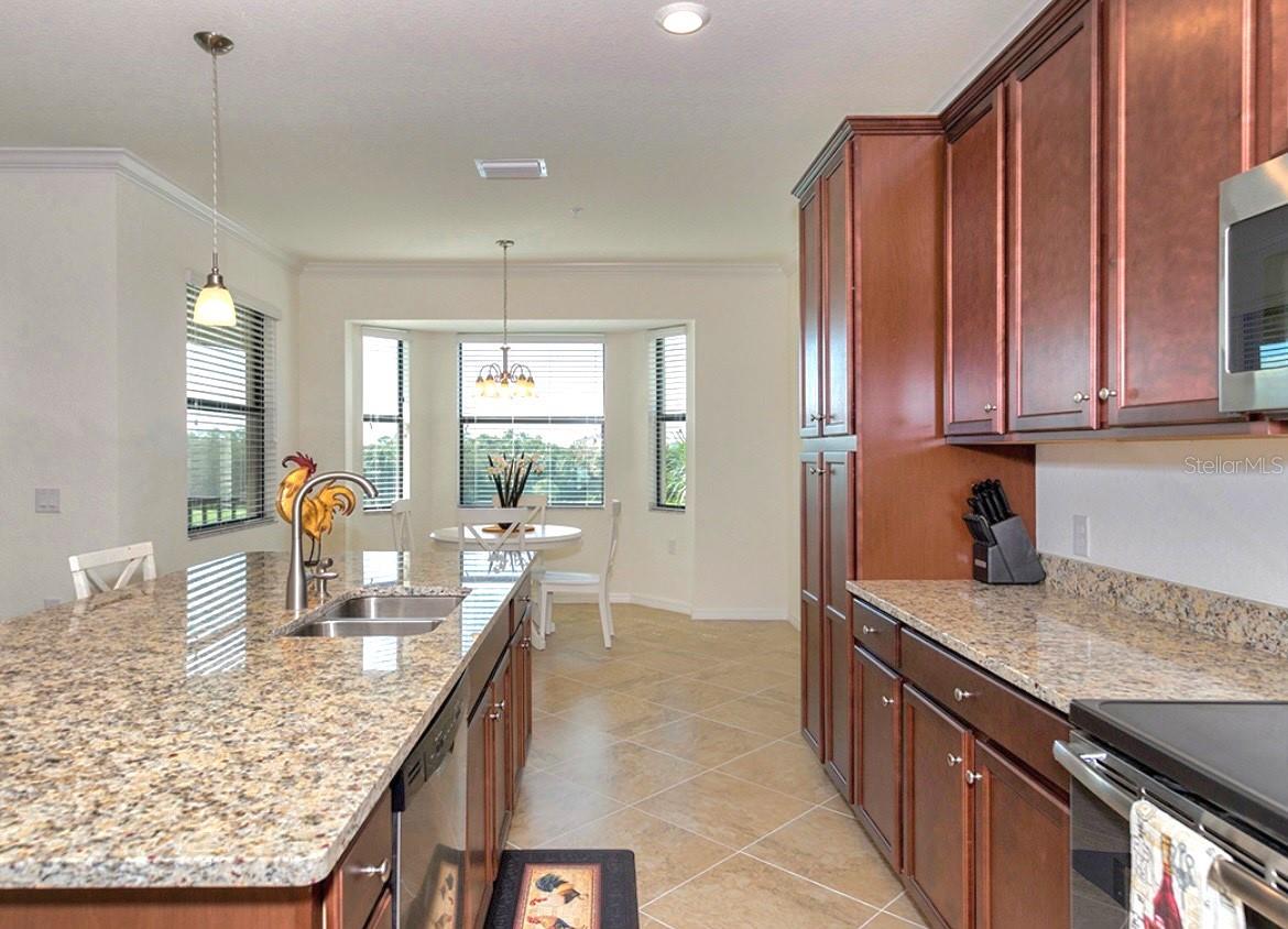 17006 Vardon Ter #402 Property Photo 10