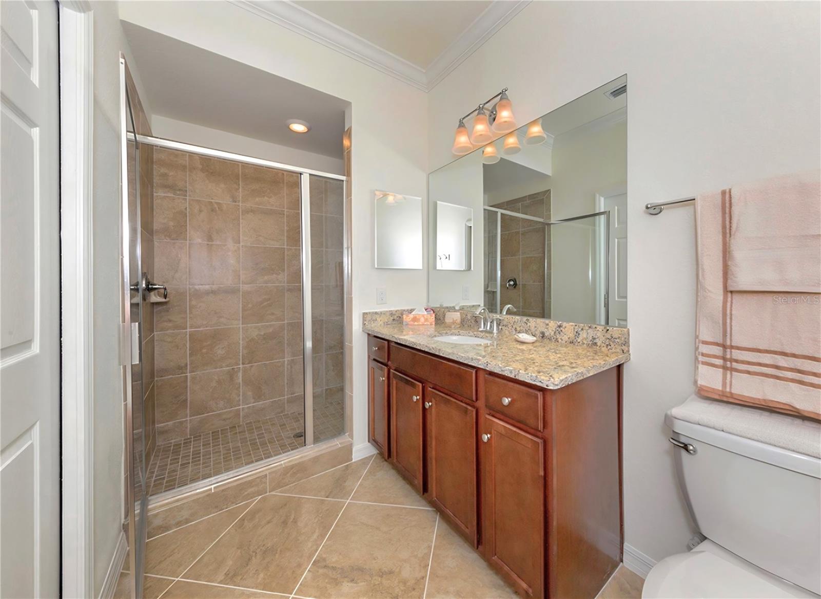17006 Vardon Ter #402 Property Photo 14