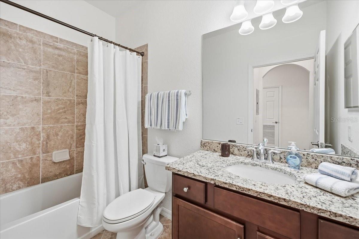 17006 Vardon Ter #402 Property Photo 17