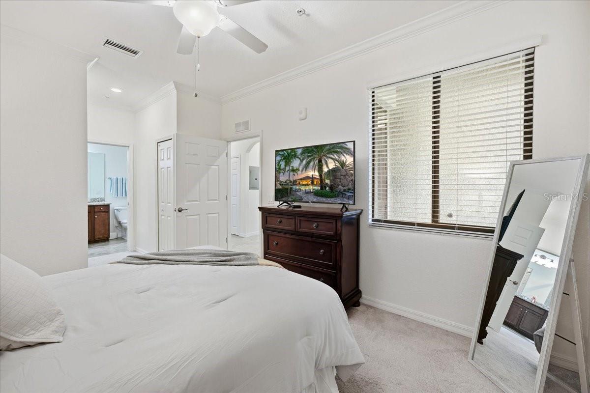 17006 Vardon Ter #402 Property Photo 26
