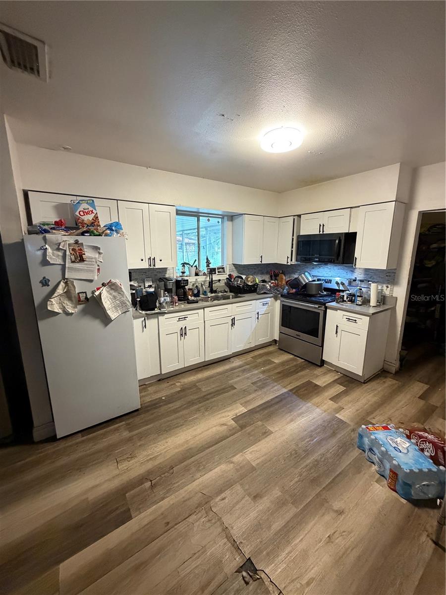 2880 Saturn Dr Property Photo 12