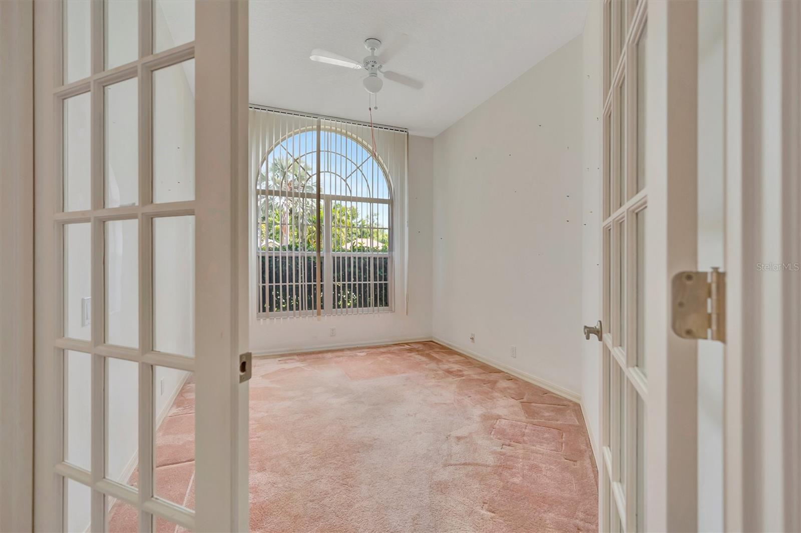 4206 73rd Ter E Property Photo 5