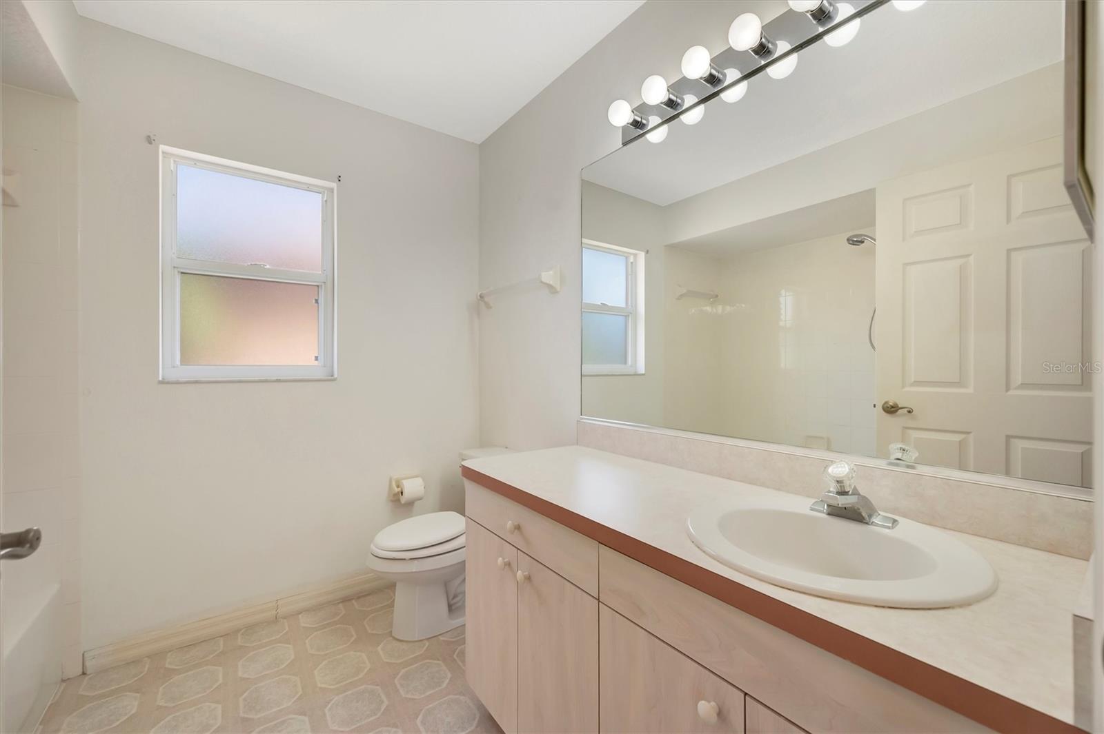 4206 73rd Ter E Property Photo 31